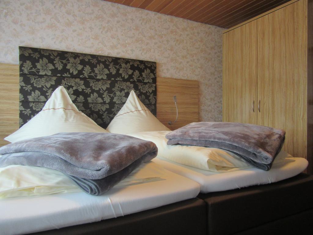 Hotel Restaurant Jonkhans Рийс Стая снимка