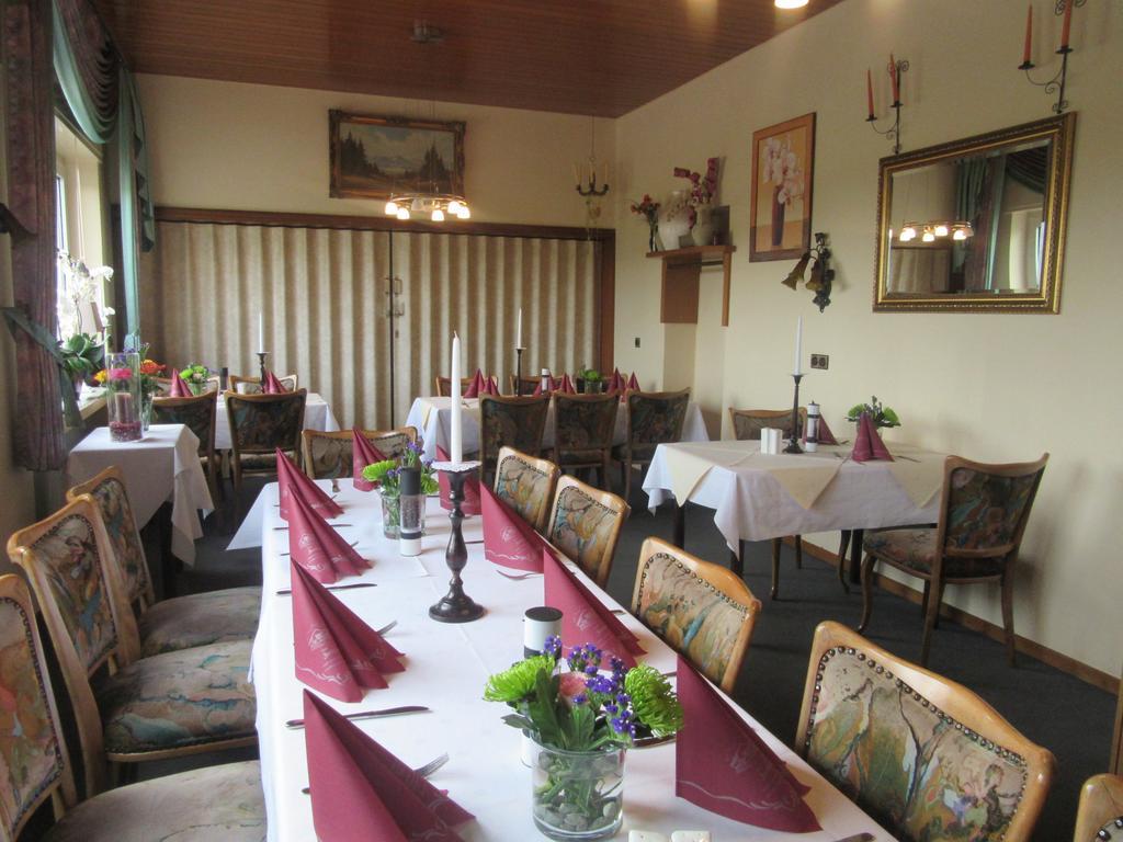 Hotel Restaurant Jonkhans Рийс Екстериор снимка