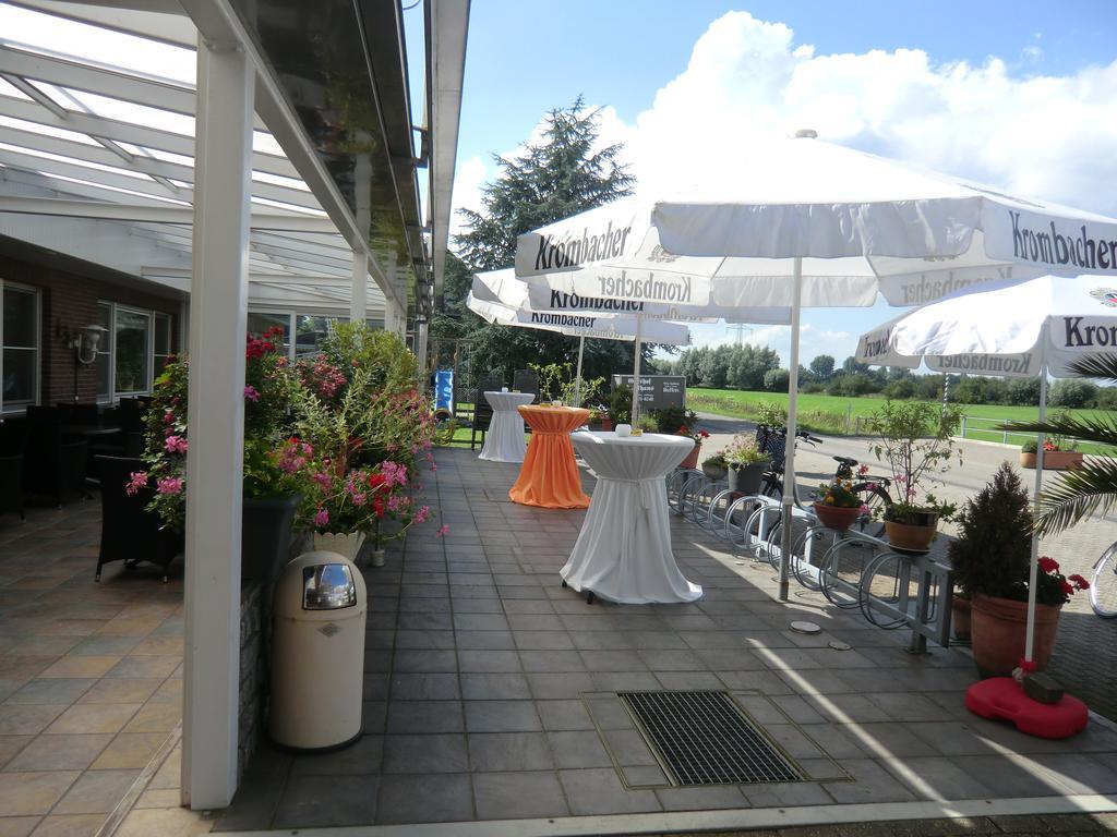 Hotel Restaurant Jonkhans Рийс Екстериор снимка