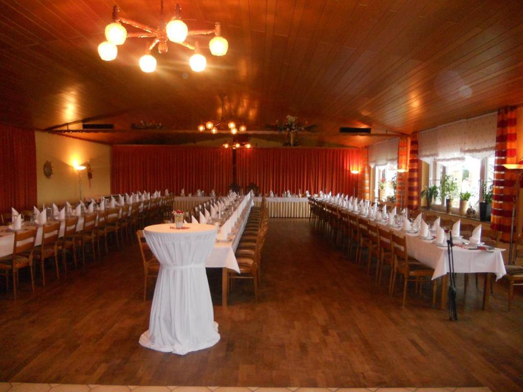 Hotel Restaurant Jonkhans Рийс Екстериор снимка